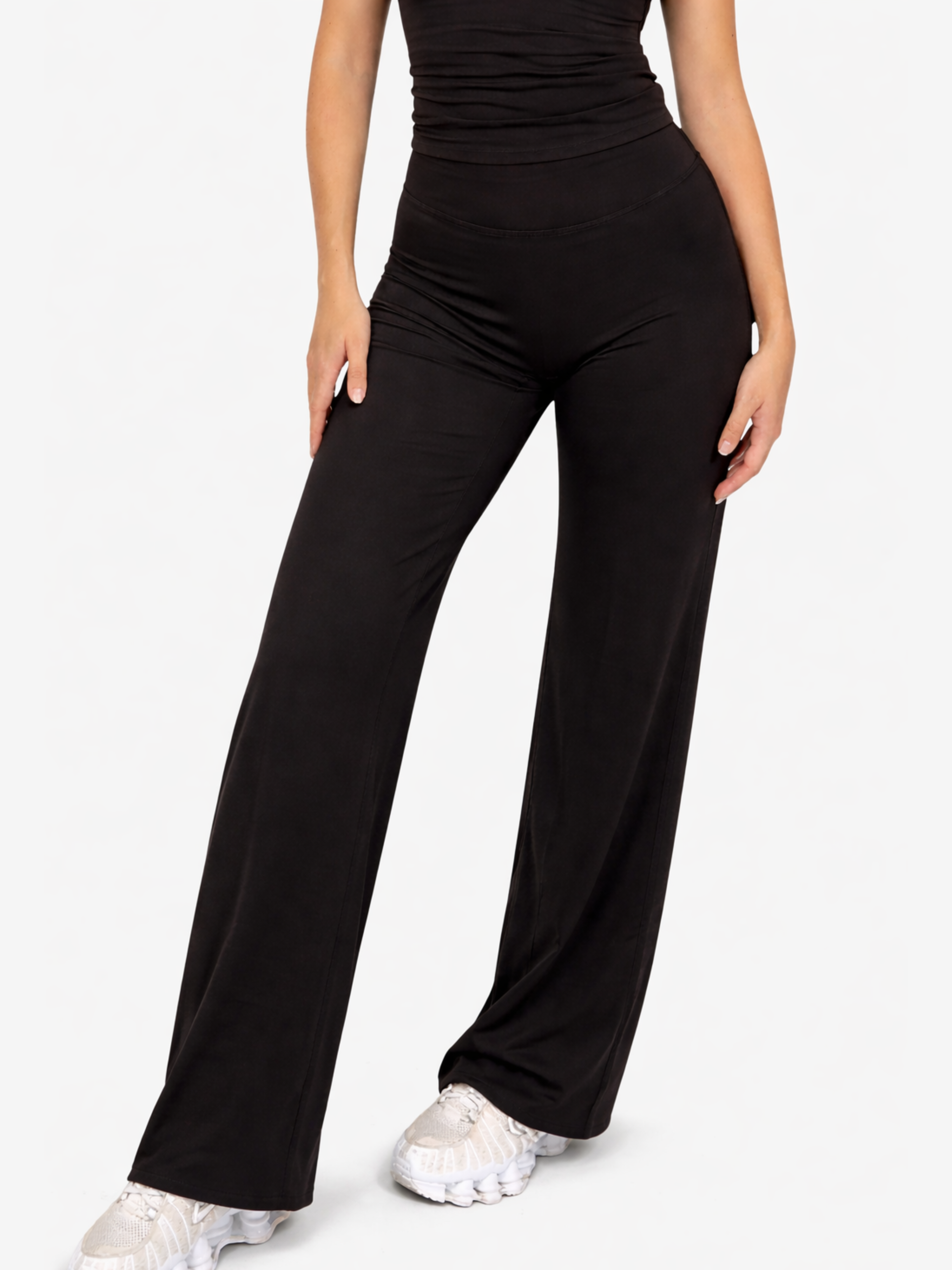 NubeLuxe Straight Leg Pants